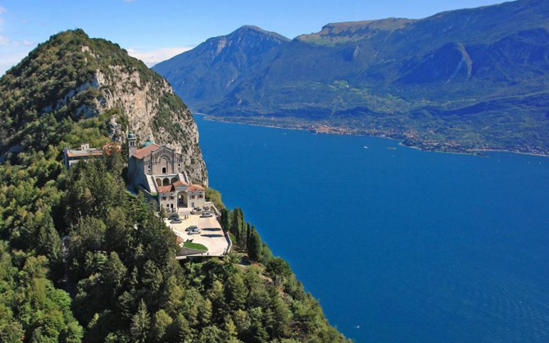 A piedi per i santuari del Lago di Garda